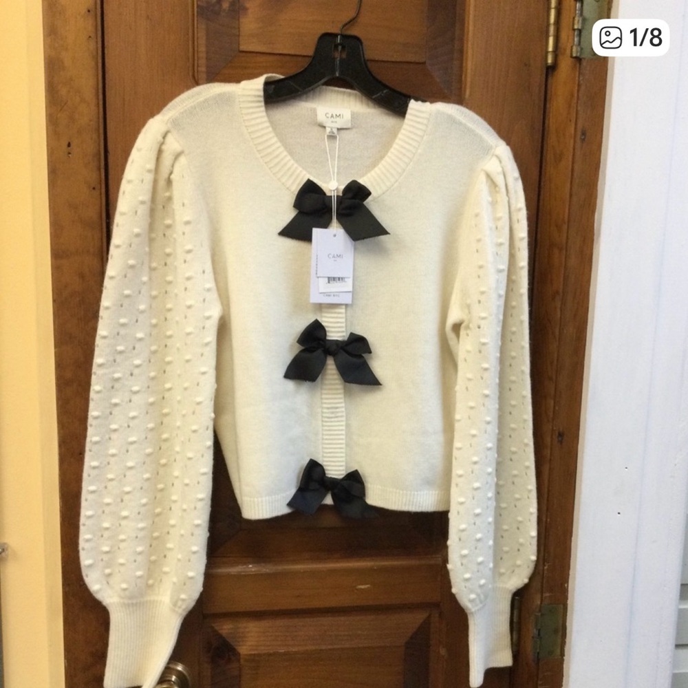 Cami NY Women's Cream Sweater with Black Bow Accents